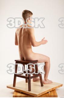 Sitting reference of Erik 0012